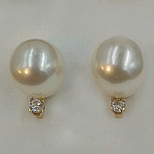 ER-129-8mm-cultured-pearls-and-.09-dia-1