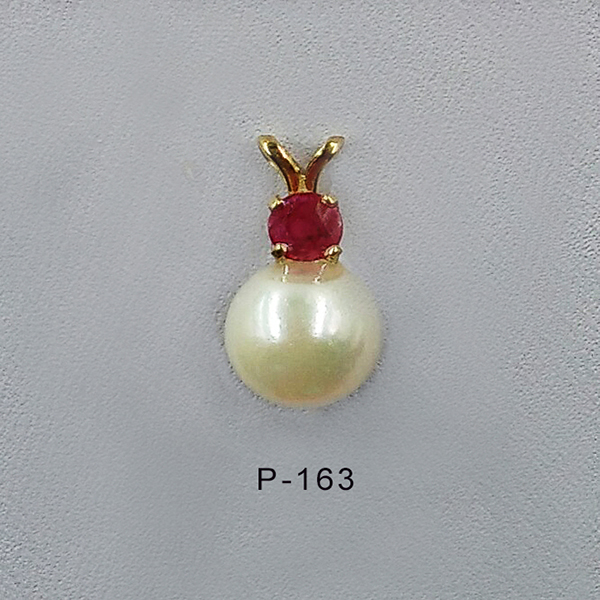 14Karat yellow gold pendant with Ruby and 7mm cultured pearl