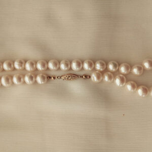 Large 9-10mm Freshwater pearl necklace 18″