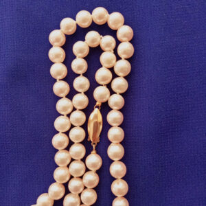 7½ mm Cultured round pearl necklace 18″
