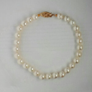 7-inch-pearl-bracelet